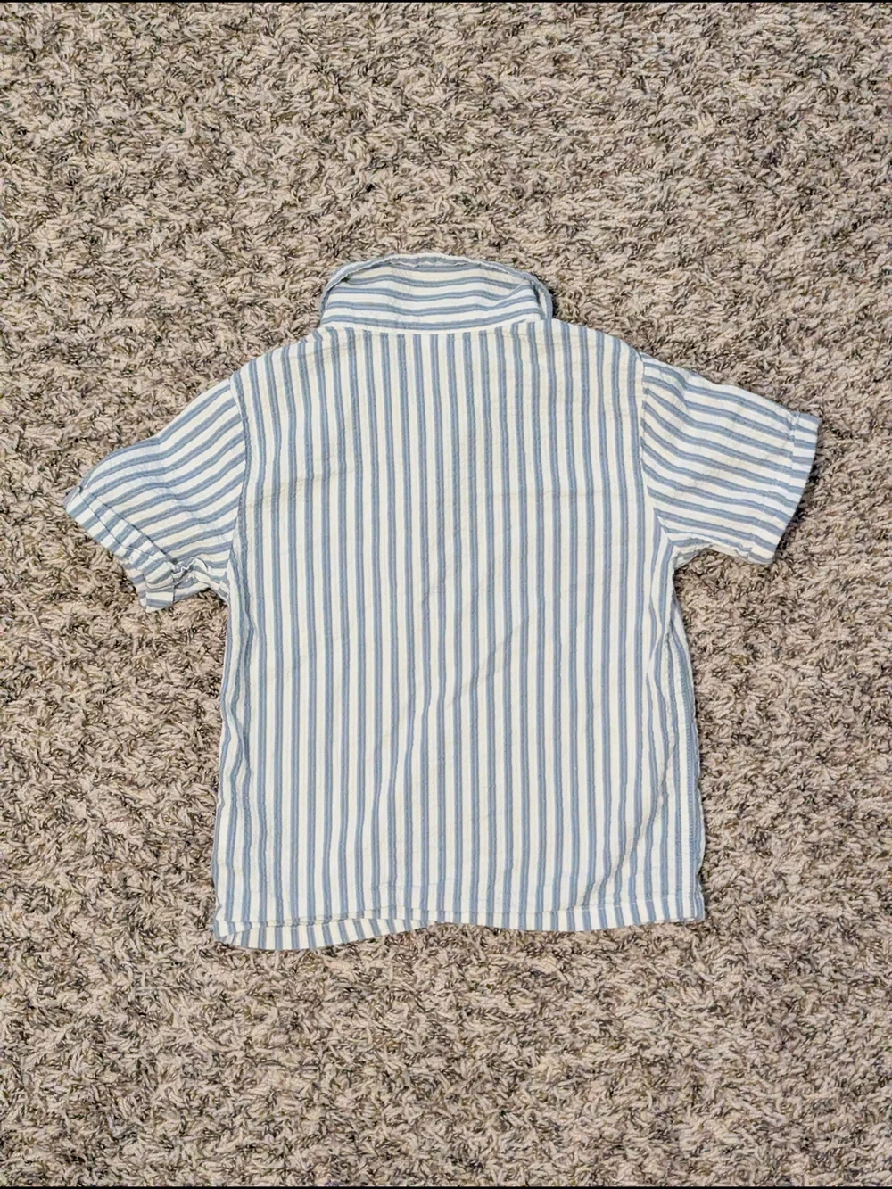 Old Navy Blue & White Striped Short-Sleeve Button-Down Shirt 4T